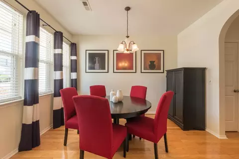 8214 Beaded Stone St, Raleigh, NC 27613 photo 3