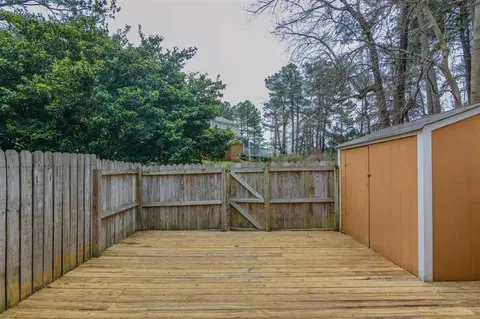 105 Brightleaf Ct, Cary, NC 27513 photo 12