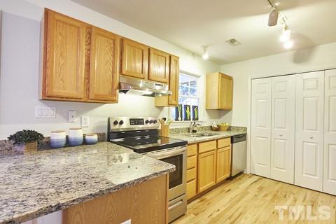 29 Creeks Edge Ct, Durham, NC 27713 photo 4