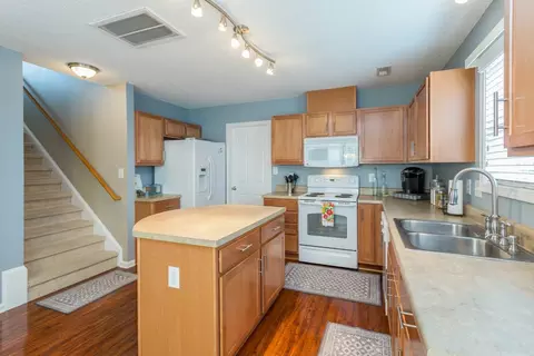 2701 Catamount Ct, Durham, NC 27704 photo 9