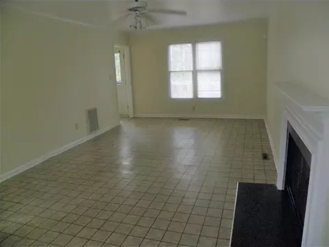 1618 Glasgow St, Durham, NC 27705 photo 3