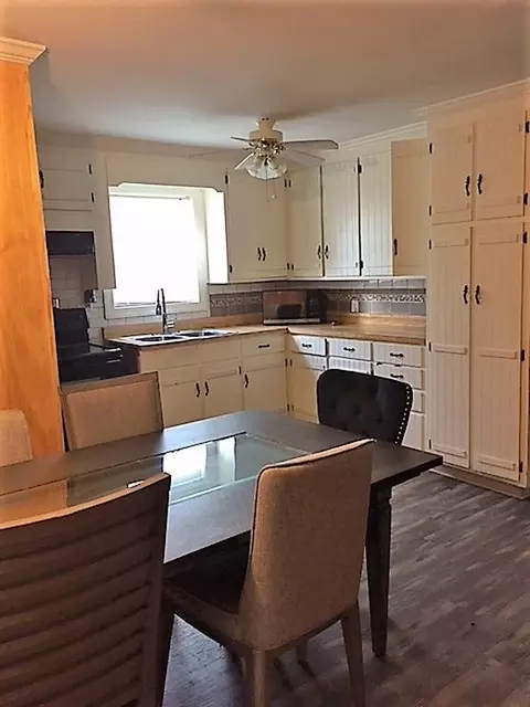 103 Hamilton Dr, Smithfield, NC 27577 photo 3