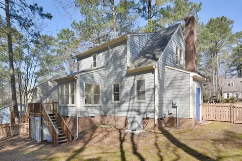 3 Cottage Woods Ct, Durham, NC 27713 photo 2