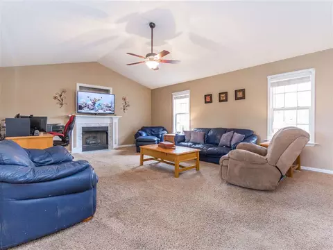 51 Rose Ct, Benson, NC 27504 photo 6