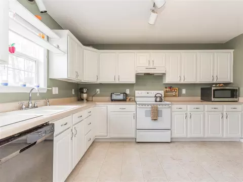 51 Rose Ct, Benson, NC 27504 photo 10