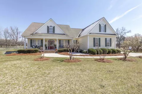 104 Birch Ct, Garner, NC 27529 photo 1