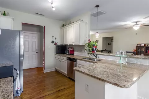 122 Hazelnut Ln, Smithfield, NC 27577 photo 8