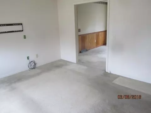 1217 Dover St, Roxboro, NC 27573 photo 3