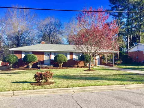 502 Willow St, Cary, NC 27511 photo 2