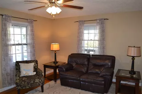 211 Juniper Dr, Clayton, NC 27520 photo 4