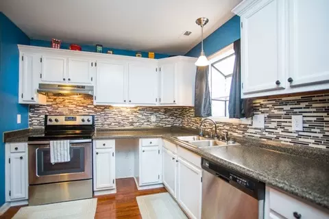 71 Willow Bridge Dr, Durham, NC 27707 photo 4