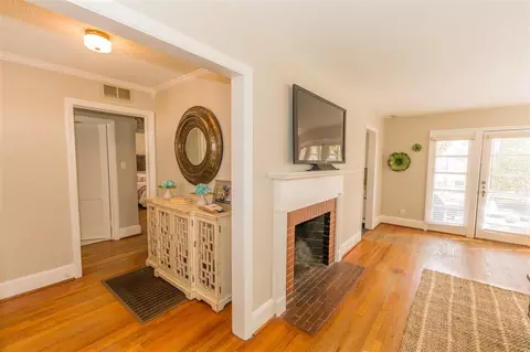 710 E Whitaker Mill Rd, Raleigh, NC 27608 photo 14