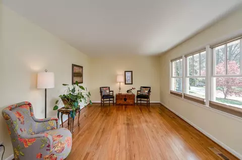 206 Rose St, Cary, NC 27511 photo 4