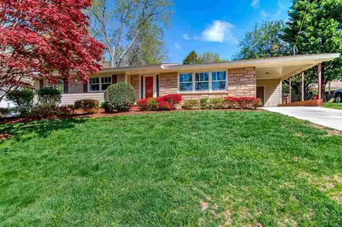 206 Rose St, Cary, NC 27511 photo 1