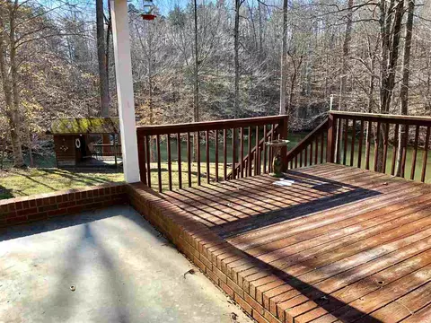 357 Captains Dr, Roxboro, NC 27574 photo 6