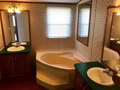 357 Captains Dr, Roxboro, NC 27574 photo 10