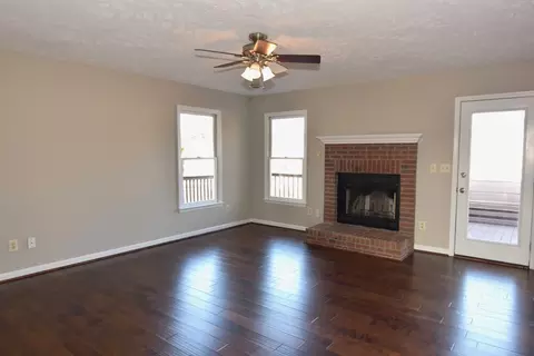 79 Eileen Dr, Spring Lake, NC 28390 photo 2
