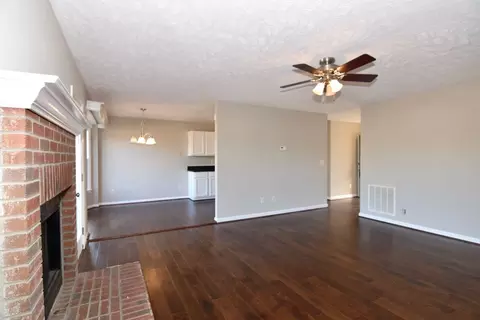 79 Eileen Dr, Spring Lake, NC 28390 photo 4