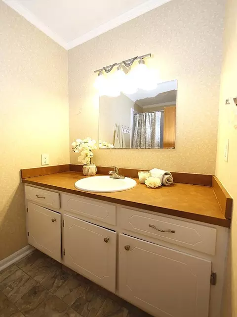 5402 Penrith Dr, Durham, NC 27713 photo 7