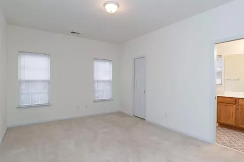 8 Gable Ct, Durham, NC 27704 photo 10