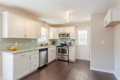 809 Lakeview Rd, Durham, NC 27712 photo 2