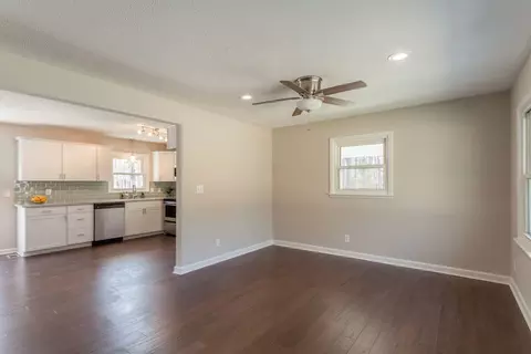 809 Lakeview Rd, Durham, NC 27712 photo 8