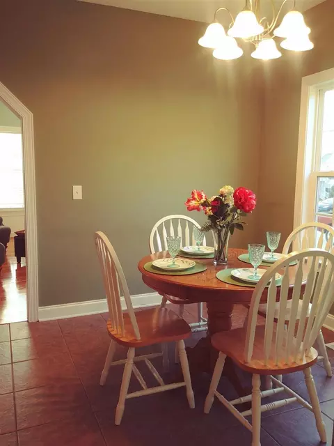 242 Great Oak Dr, Garner, NC 27529 photo 4