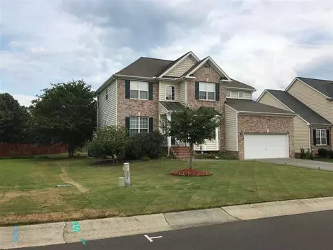 2403 Oleander Dr, Durham, NC 27703 photo 2