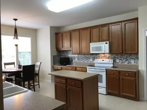 2403 Oleander Dr, Durham, NC 27703 photo 6