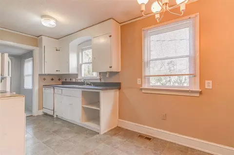 403 Penny St, Garner, NC 27529 photo 6