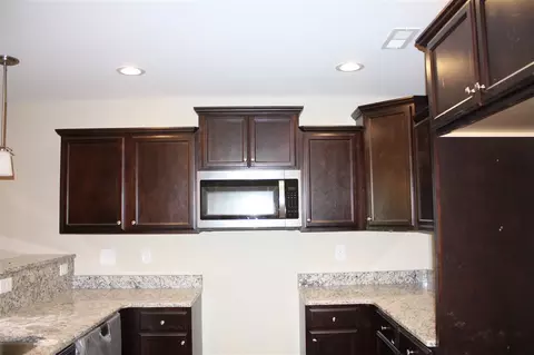 204 E Holmes St, Benson, NC 27504 photo 6