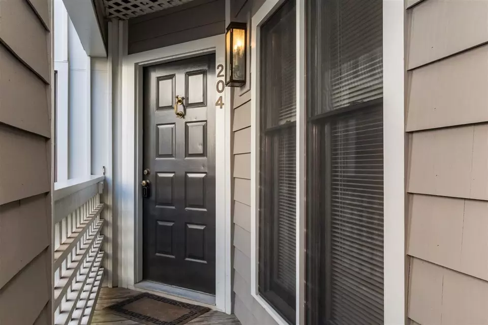  730 Washington St #204, Raleigh, NC 27605 photo 3