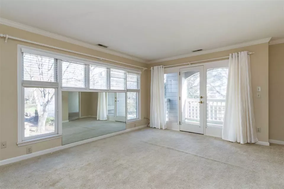  730 Washington St #204, Raleigh, NC 27605 photo 8