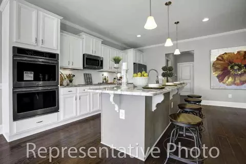 916 November Ln, Willow Spring, NC 27592 photo 5