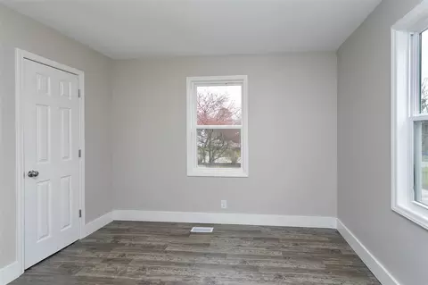 1427 Maplewood Dr, Durham, NC 27704 photo 12