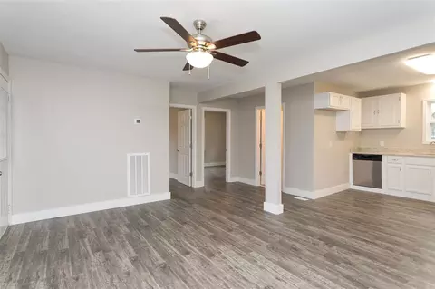 1427 Maplewood Dr, Durham, NC 27704 photo 8