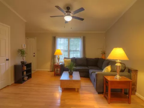 3905 Tyne Dr, Durham, NC 27703 photo 6