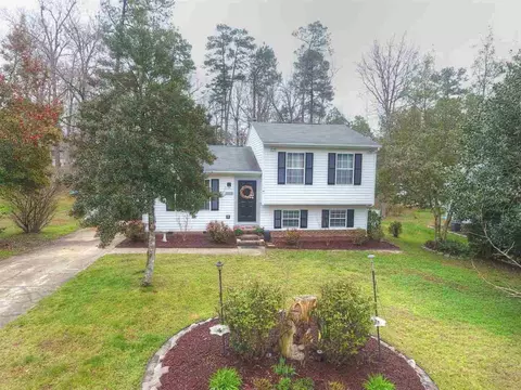 3905 Tyne Dr, Durham, NC 27703 photo 1