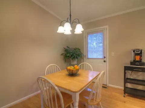 3905 Tyne Dr, Durham, NC 27703 photo 7