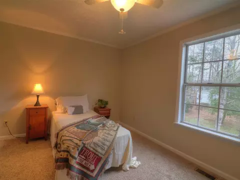 3905 Tyne Dr, Durham, NC 27703 photo 13