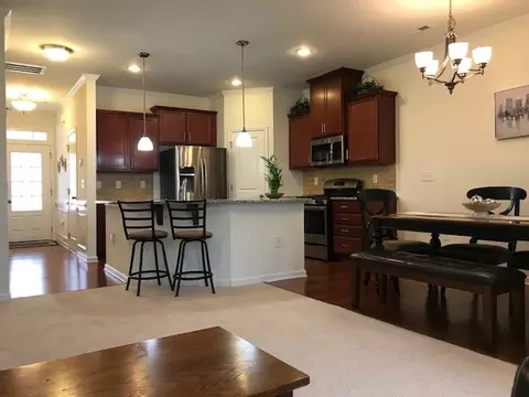 733 Silver Stream Ln, Cary, NC 27519 photo 9