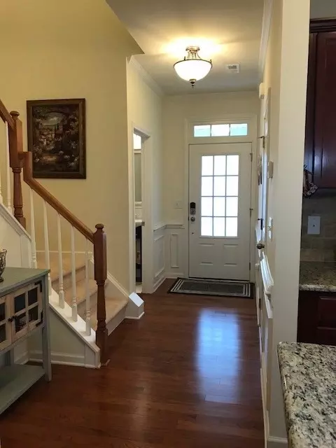 733 Silver Stream Ln, Cary, NC 27519 photo 5