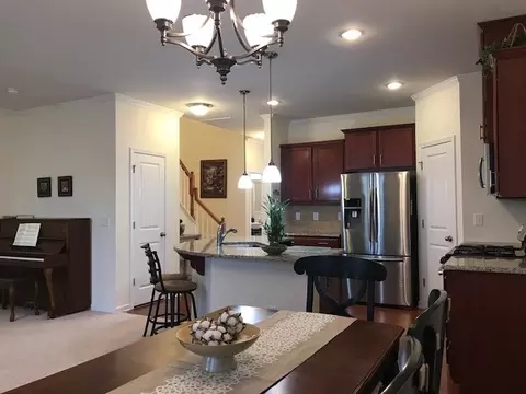 733 Silver Stream Ln, Cary, NC 27519 photo 7