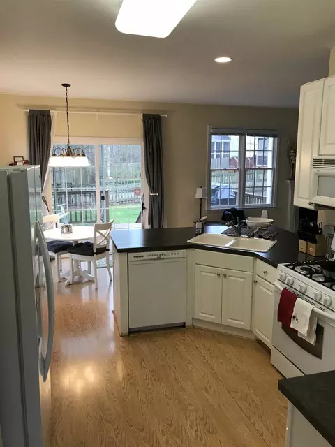 8413 Morrell Ln, Durham, NC 27713 photo 2