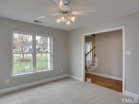 4 Cilantro Ct, Durham, NC 27713 photo 2