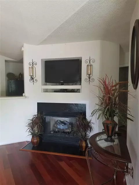 326 Lodestone Dr, Durham, NC 27703 photo 3