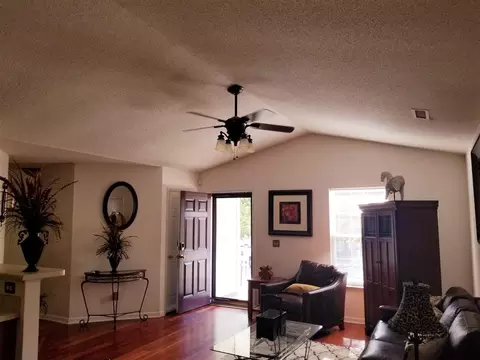 326 Lodestone Dr, Durham, NC 27703 photo 4