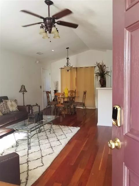 326 Lodestone Dr, Durham, NC 27703 photo 2