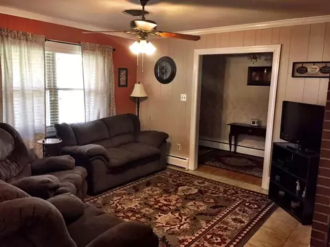 91 Fairview St, Milton, NC 27305 photo 5