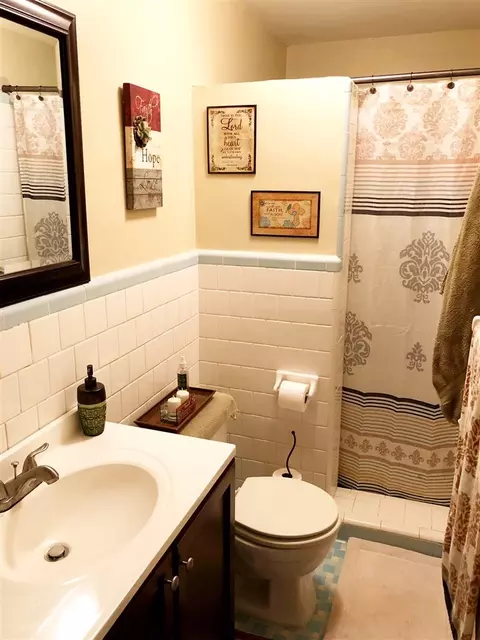 91 Fairview St, Milton, NC 27305 photo 18